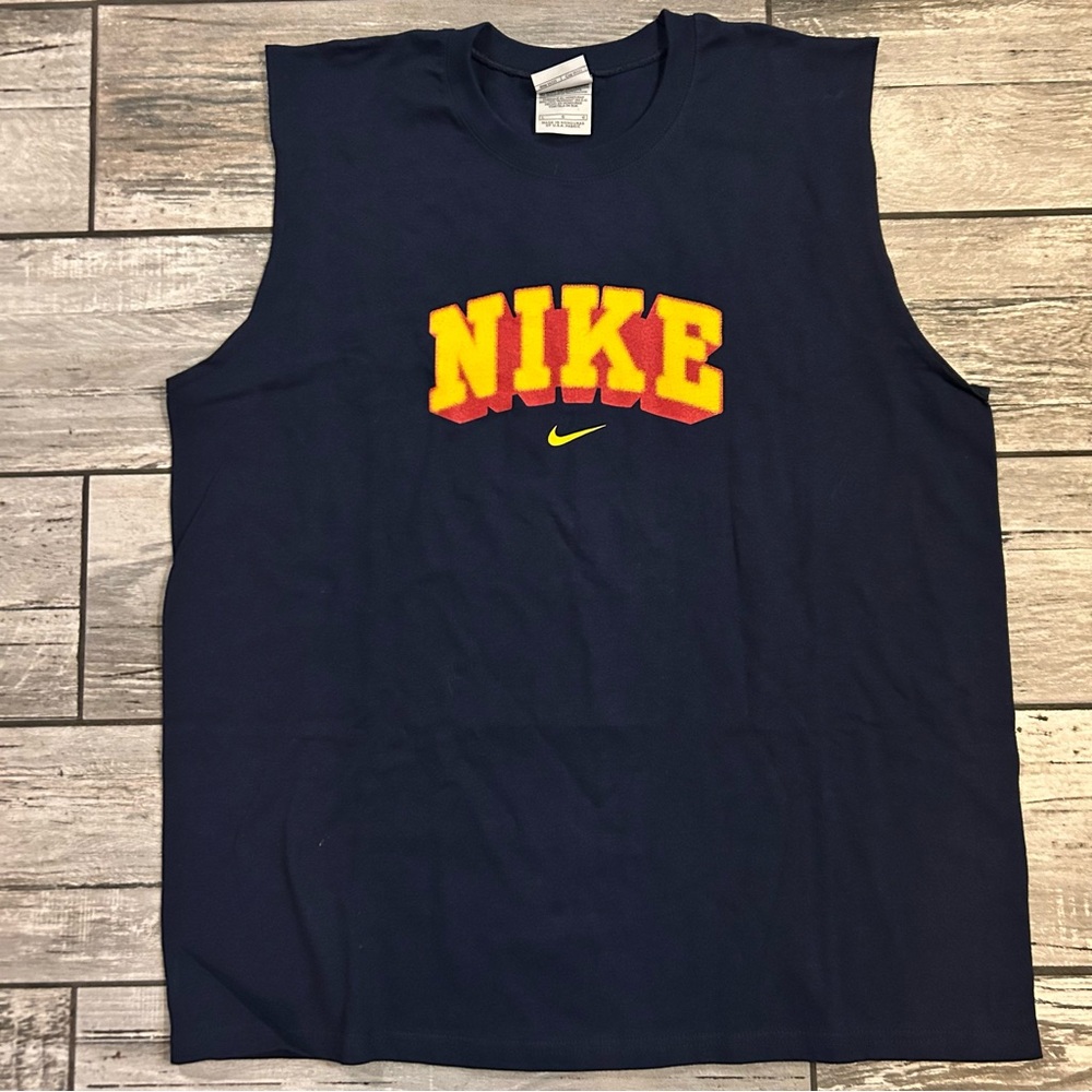 Nike Sleeveless Shirt